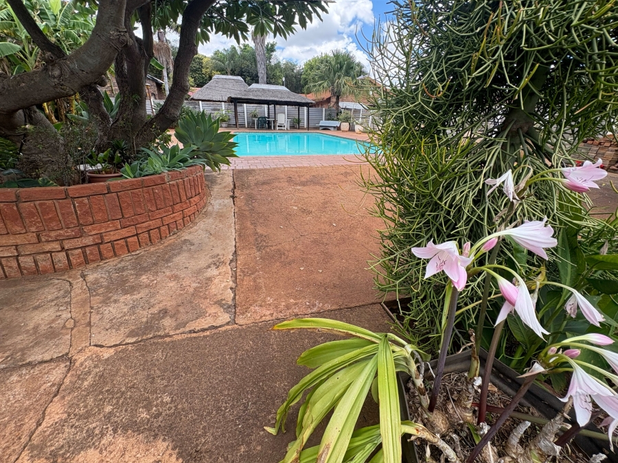 6 Bedroom Property for Sale in Wolmer Gauteng