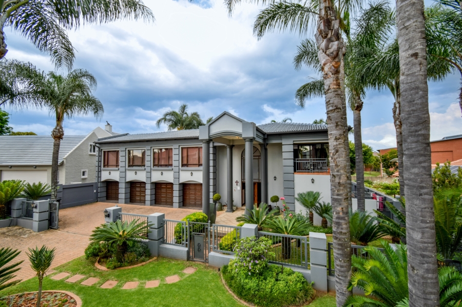 4 Bedroom Property for Sale in Woodhill Estate Gauteng