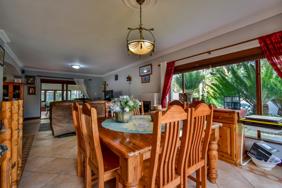 4 Bedroom Property for Sale in Woodhill Estate Gauteng