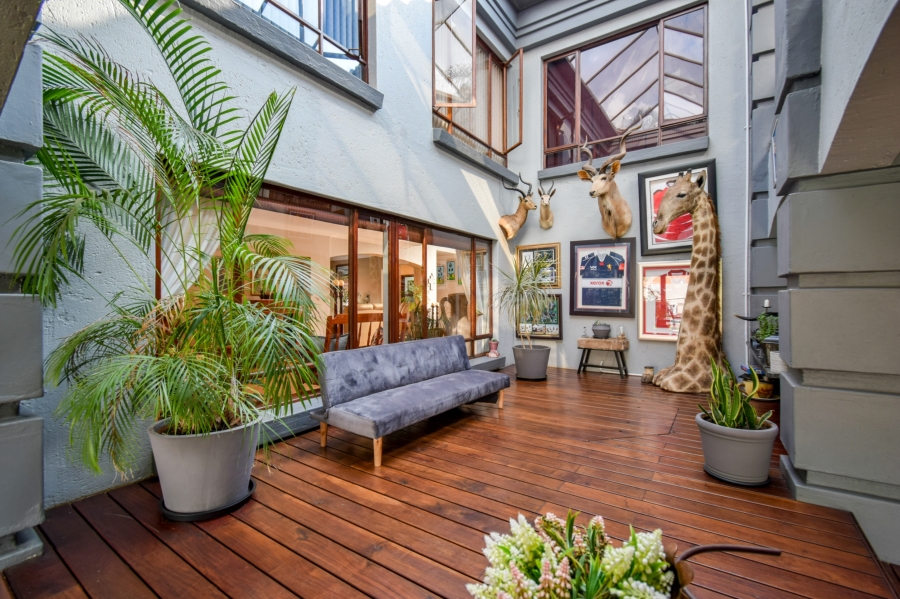 4 Bedroom Property for Sale in Woodhill Estate Gauteng