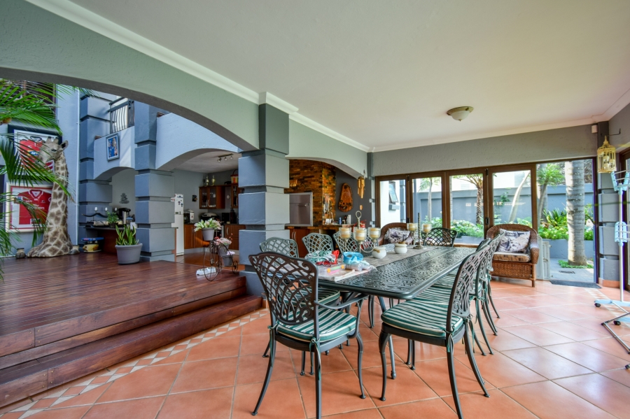 4 Bedroom Property for Sale in Woodhill Estate Gauteng