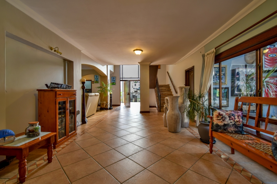 4 Bedroom Property for Sale in Woodhill Estate Gauteng