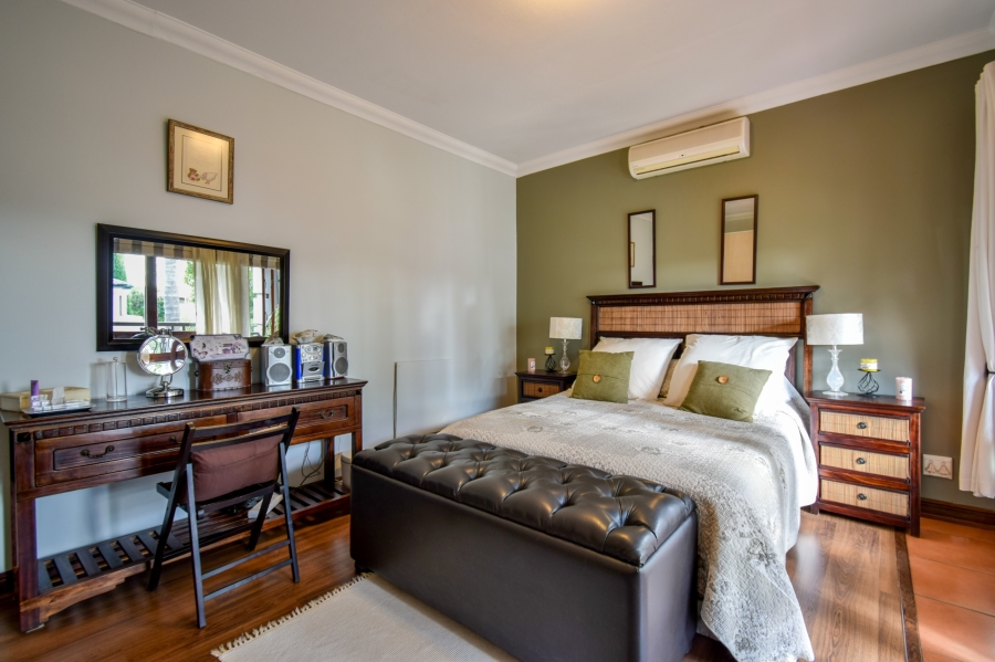 4 Bedroom Property for Sale in Woodhill Estate Gauteng