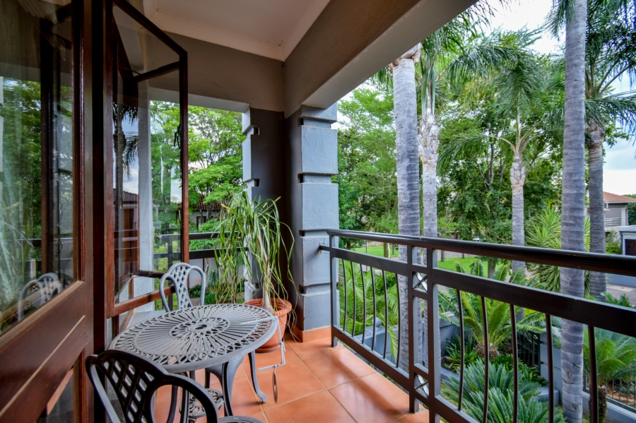 4 Bedroom Property for Sale in Woodhill Estate Gauteng