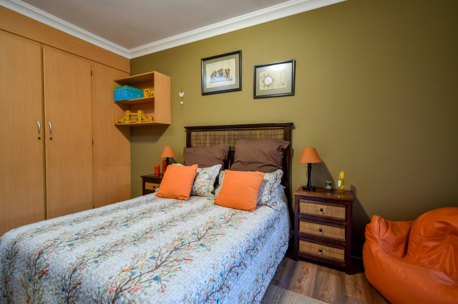 4 Bedroom Property for Sale in Woodhill Estate Gauteng