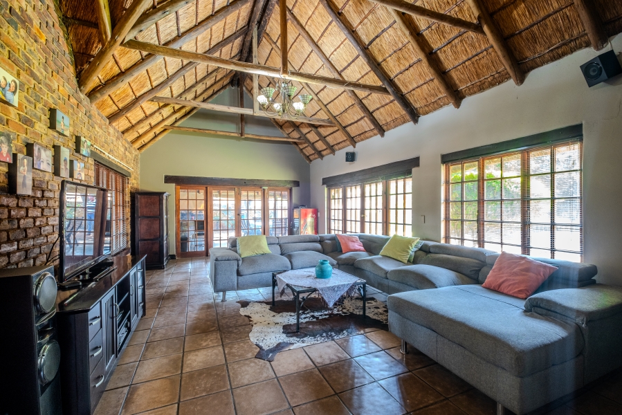 6 Bedroom Property for Sale in Boardwalk Villas Gauteng