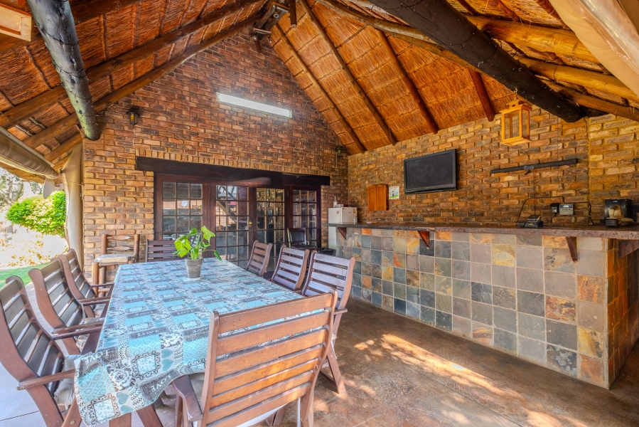 6 Bedroom Property for Sale in Boardwalk Villas Gauteng