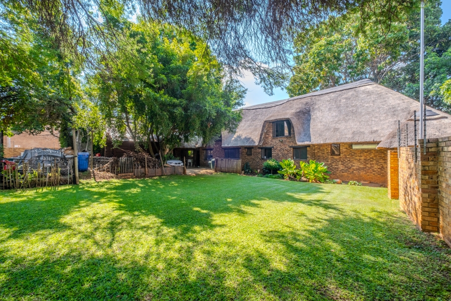 6 Bedroom Property for Sale in Boardwalk Villas Gauteng