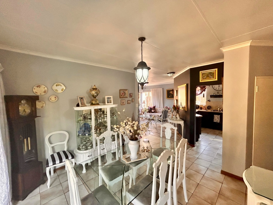 3 Bedroom Property for Sale in Garsfontein Gauteng