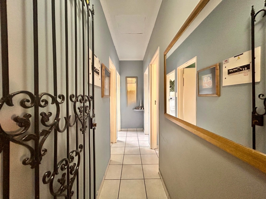 3 Bedroom Property for Sale in Garsfontein Gauteng