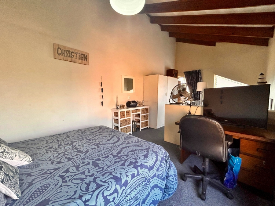 3 Bedroom Property for Sale in Garsfontein Gauteng