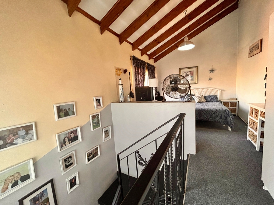 3 Bedroom Property for Sale in Garsfontein Gauteng