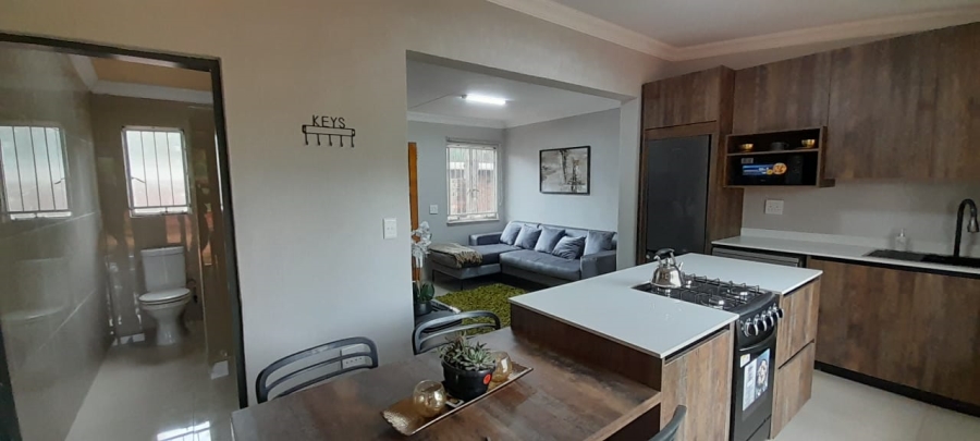 To Let 2 Bedroom Property for Rent in Grootfontein Ah Gauteng