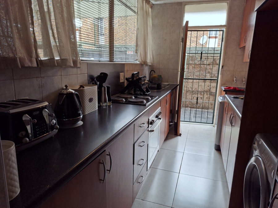 3 Bedroom Property for Sale in Kilner Park Gauteng