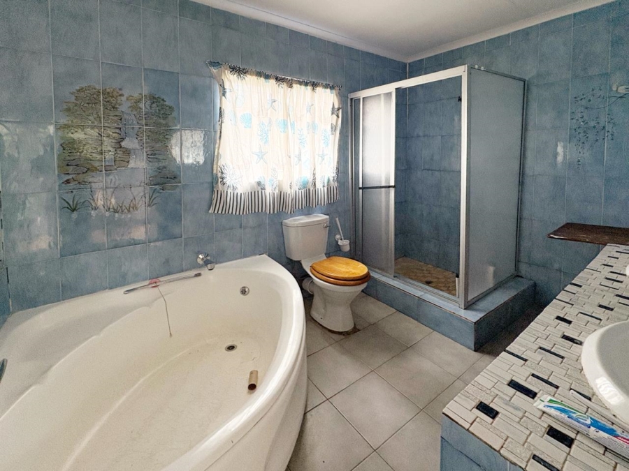 To Let 3 Bedroom Property for Rent in Sinoville Gauteng