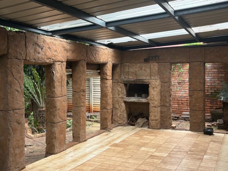 To Let 3 Bedroom Property for Rent in Sinoville Gauteng