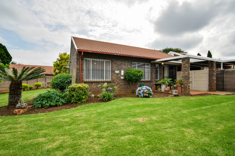 3 Bedroom Property for Sale in Elardus Park Gauteng