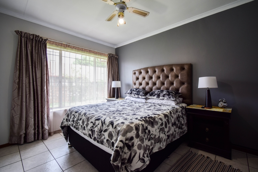 3 Bedroom Property for Sale in Elardus Park Gauteng