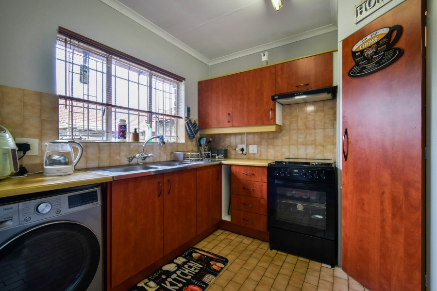 3 Bedroom Property for Sale in Elardus Park Gauteng