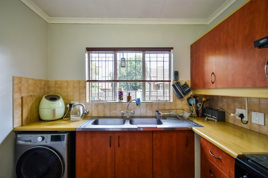 3 Bedroom Property for Sale in Elardus Park Gauteng
