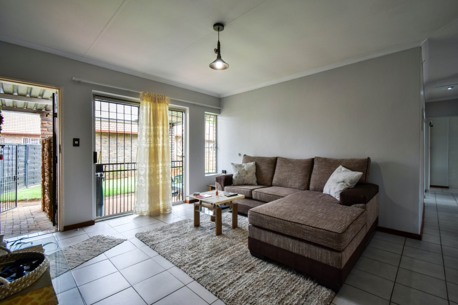 3 Bedroom Property for Sale in Elardus Park Gauteng