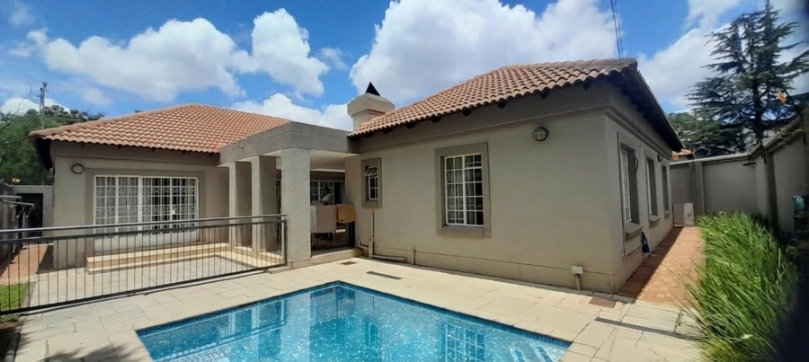 To Let 4 Bedroom Property for Rent in Menlo Park Gauteng