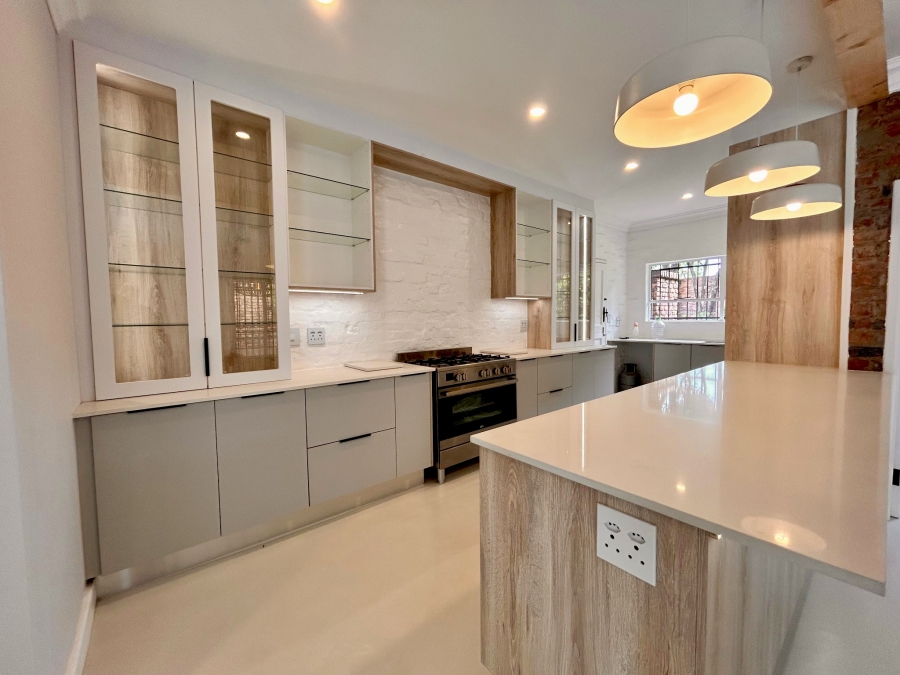 3 Bedroom Property for Sale in Faerie Glen Gauteng