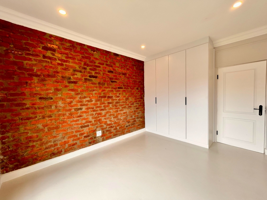 3 Bedroom Property for Sale in Faerie Glen Gauteng