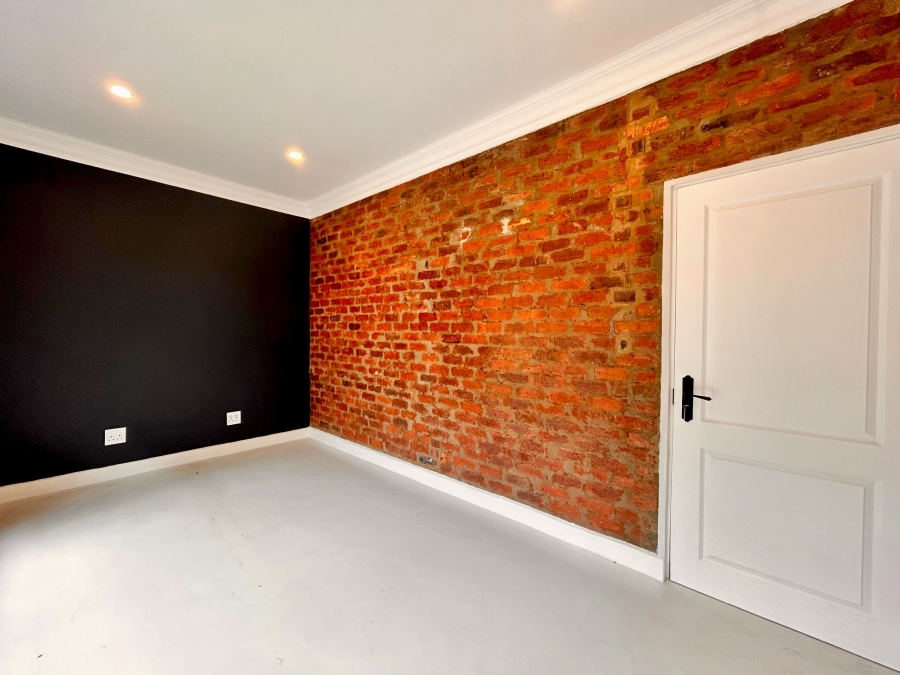 3 Bedroom Property for Sale in Faerie Glen Gauteng