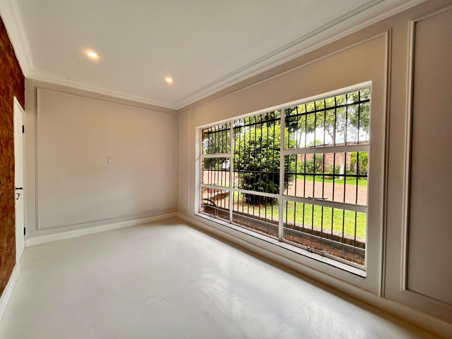 3 Bedroom Property for Sale in Faerie Glen Gauteng