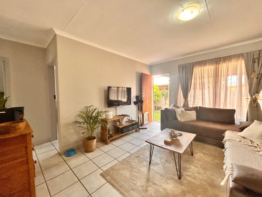 2 Bedroom Property for Sale in Moreleta Park Gauteng