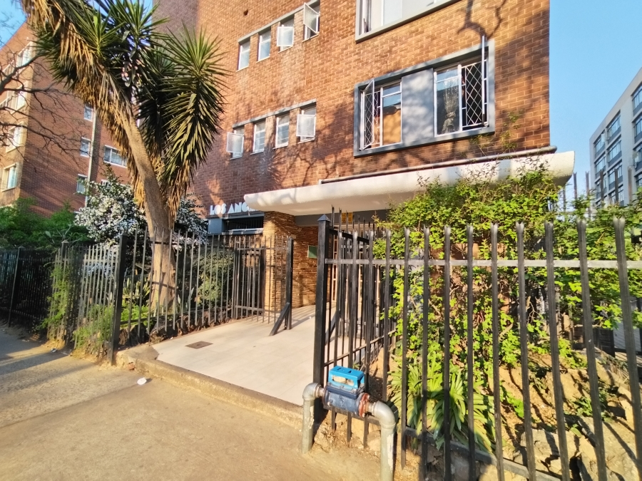 2 Bedroom Property for Sale in Sunnyside Gauteng