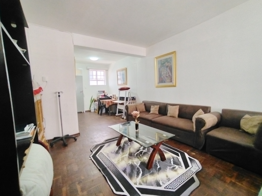 2 Bedroom Property for Sale in Sunnyside Gauteng