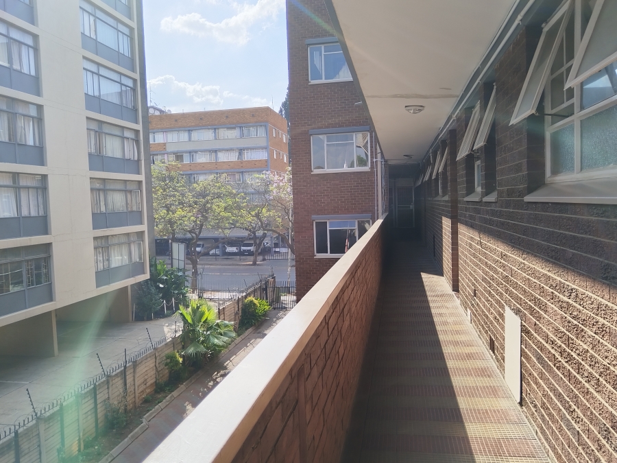 2 Bedroom Property for Sale in Sunnyside Gauteng