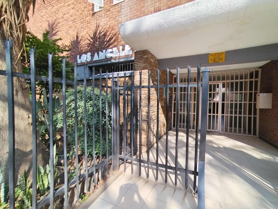 2 Bedroom Property for Sale in Sunnyside Gauteng