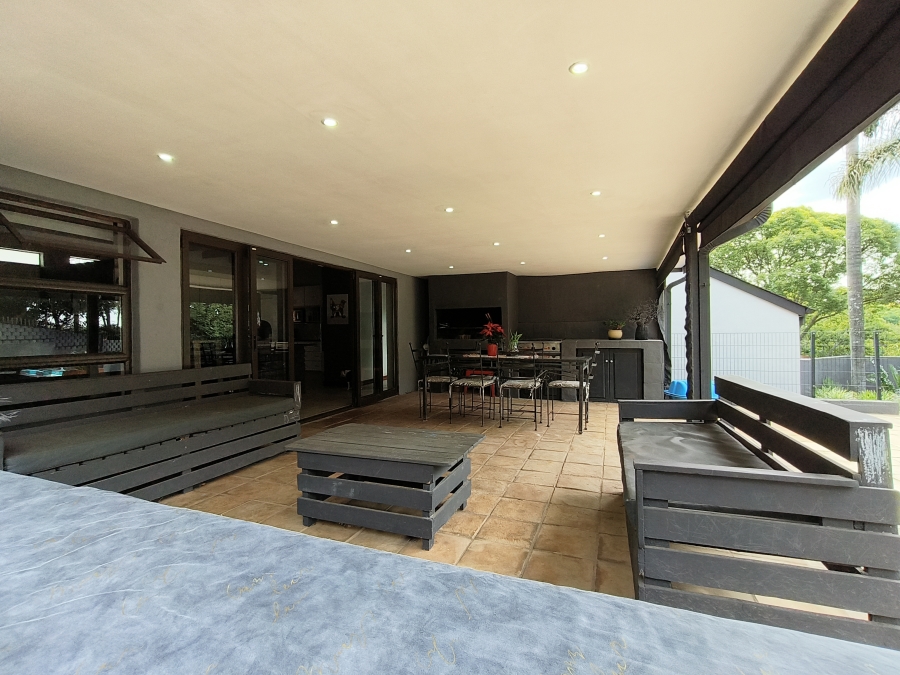 4 Bedroom Property for Sale in Garsfontein Gauteng