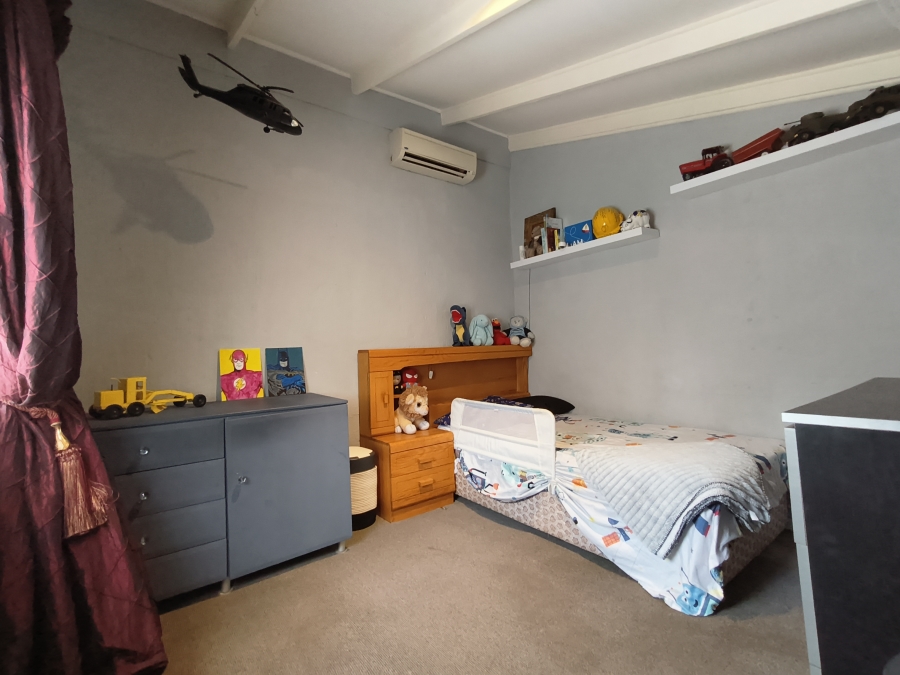 4 Bedroom Property for Sale in Garsfontein Gauteng