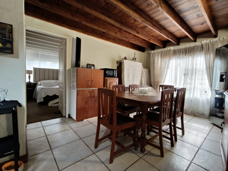 4 Bedroom Property for Sale in Garsfontein Gauteng