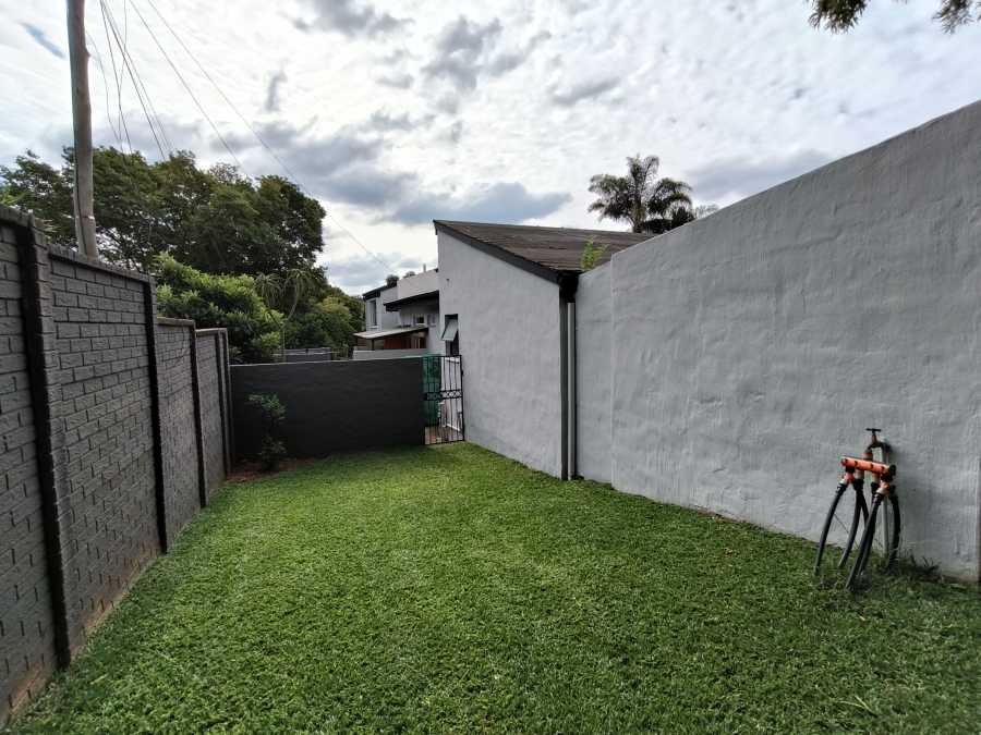 4 Bedroom Property for Sale in Garsfontein Gauteng