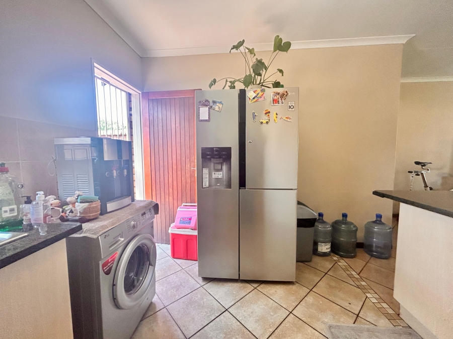 2 Bedroom Property for Sale in Elardus Park Gauteng