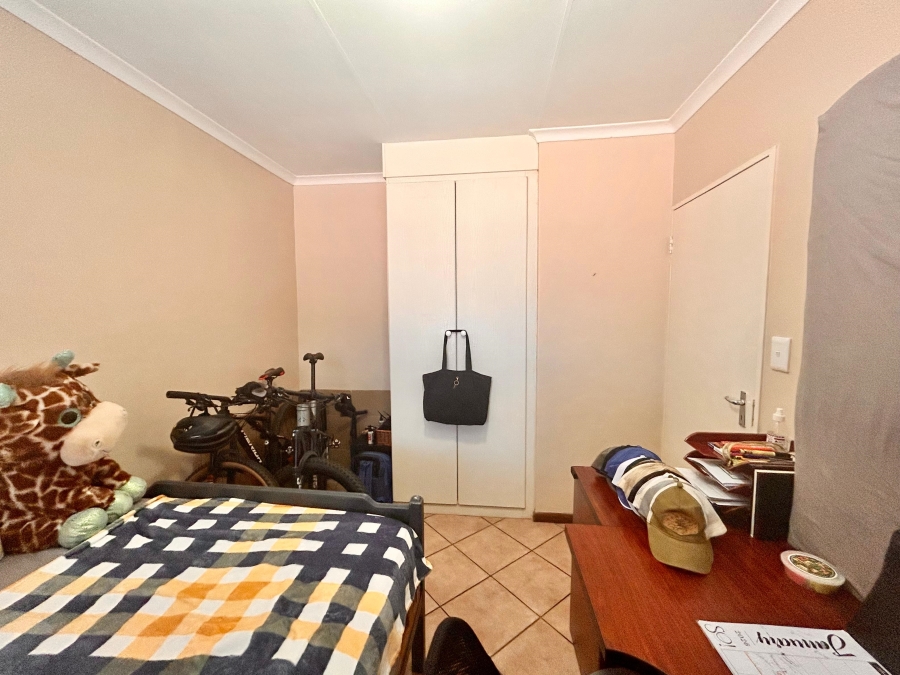 2 Bedroom Property for Sale in Elardus Park Gauteng