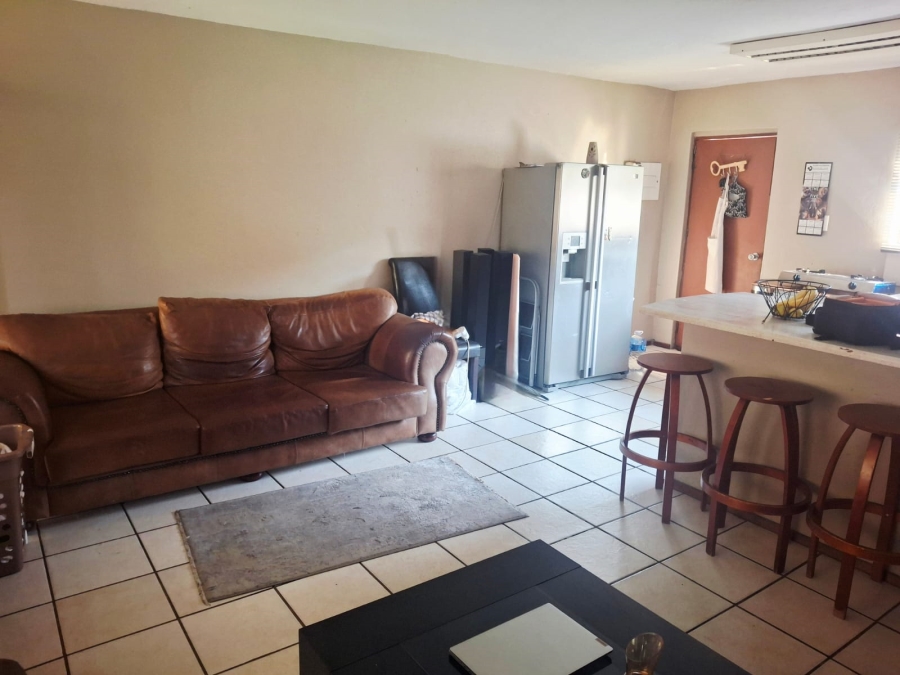2 Bedroom Property for Sale in Mountain View Gauteng
