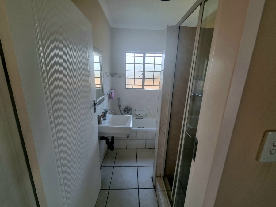 To Let 3 Bedroom Property for Rent in Moreleta Park Gauteng