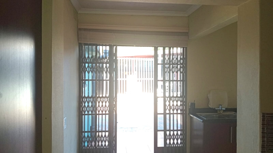4 Bedroom Property for Sale in Kwaggasrand Gauteng