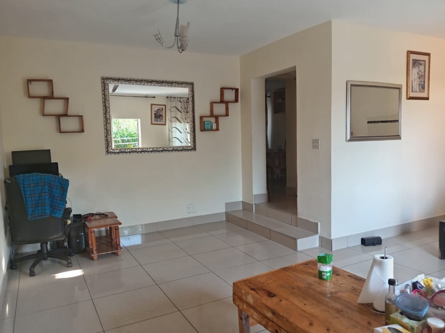 To Let 3 Bedroom Property for Rent in Lyndhurst Gauteng