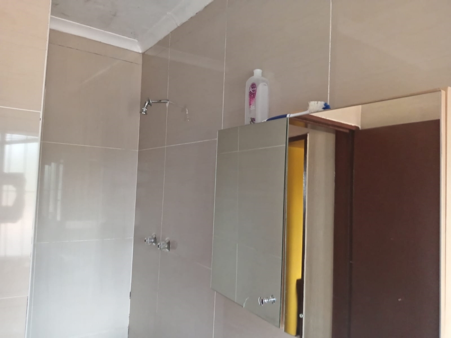 To Let 3 Bedroom Property for Rent in Lyndhurst Gauteng