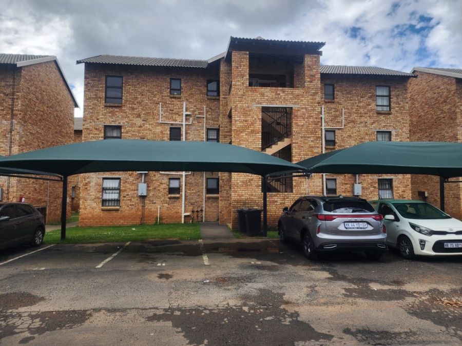 2 Bedroom Property for Sale in Princess A H Gauteng