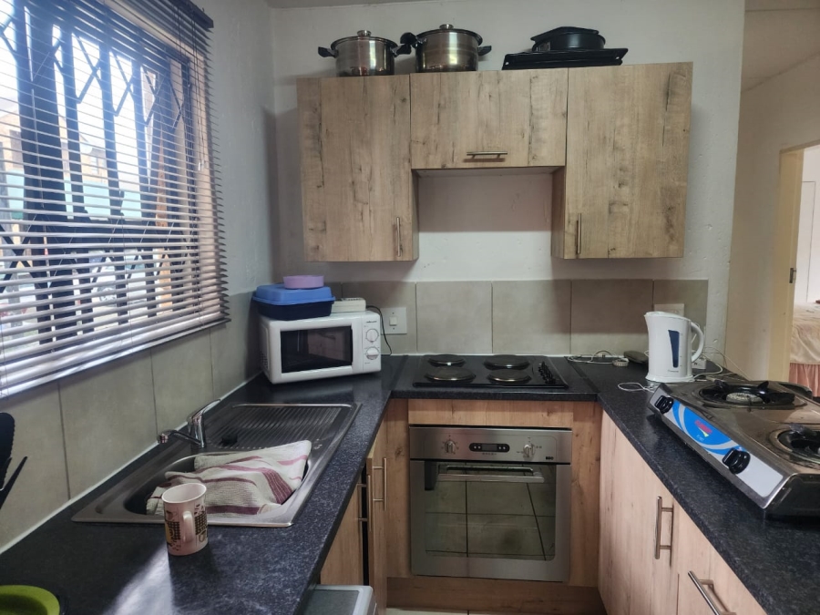 2 Bedroom Property for Sale in Princess A H Gauteng