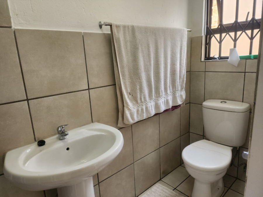 2 Bedroom Property for Sale in Princess A H Gauteng