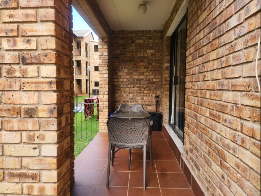 2 Bedroom Property for Sale in Princess A H Gauteng